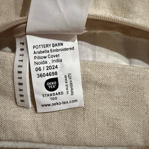 Pottery Barn Arabella Floral Embroidered Pillow Cover NWOT - Picture 8 of 9